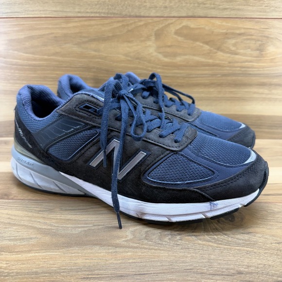 New Balance 990v5 Navy Blue Mens 11.5 D Comfort Low Top USA made Sneakers